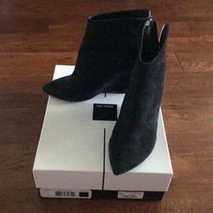 Dolce Vita Beryl Black Suede Bootie, Size 8